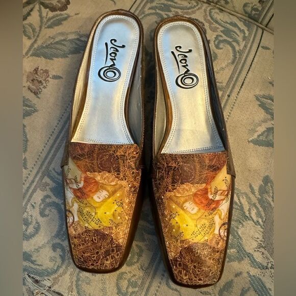 NWOT Icon Wearable Art Mules Size 9 - Picture 1 of 5